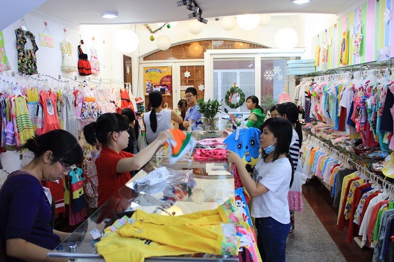 Hướng dẫn cách kinh doanh, bán quần áo trẻ em hiệu quả và thành công