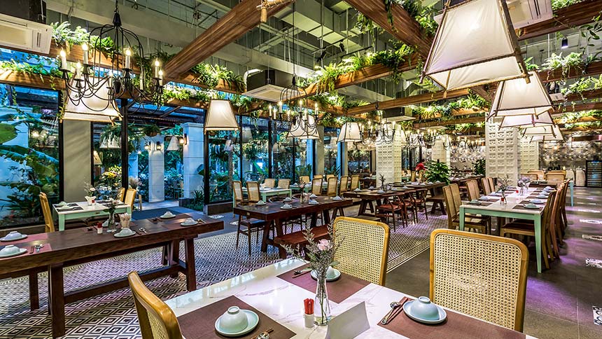 Mẫu nhà hàng cafe sân vườn Indochine đẹp