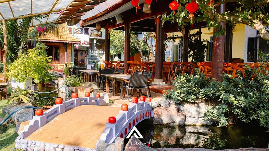 những mẫu thiết kế quán cà phê cá Koi đẹp