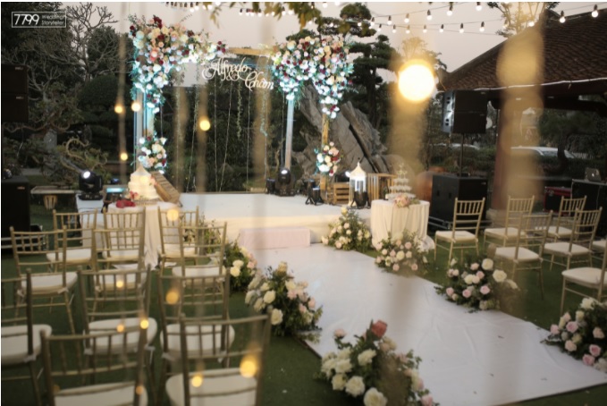 thiết kế nhà hàng tiệc cưới