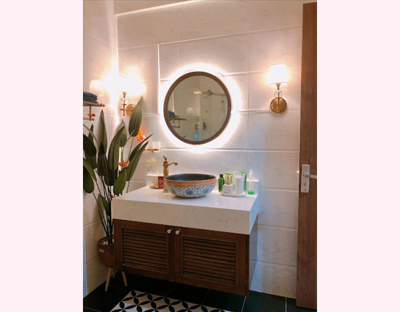 Thiết kế phòng tắm + WC trong chung cư 90m2 phong cách Indochine đơn giản nhưng tối ưu và tiện nghi