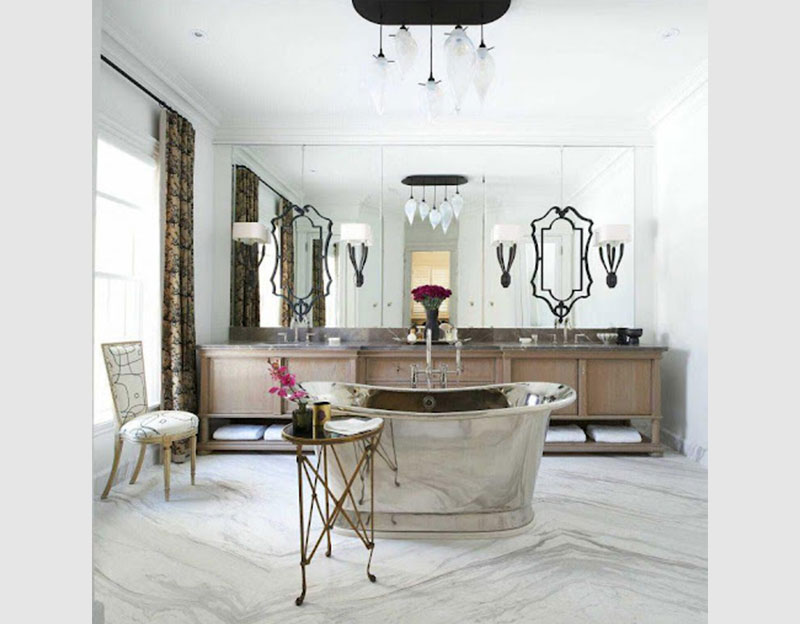 Mẫu 3: Phòng tắm tân cổ điển tuyệt đẹp với sàn và bồn tắm làm bằng đá Marble cao cấp