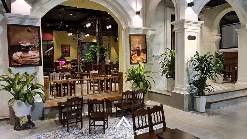 những mẫu thiết kế quán cafe mặt tiền 10m đẹp