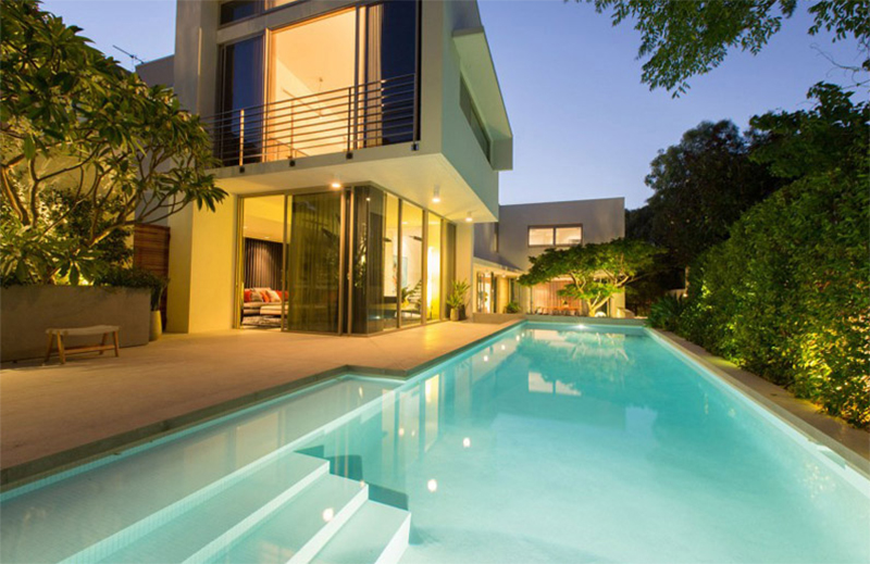 Phối cảnh nhà ở 3 tầng, 4.5m mặt tiền có bể bơi. khiến cho ngôi nhà của bạn trở nên đẳng cấp hơn bao giờ hết