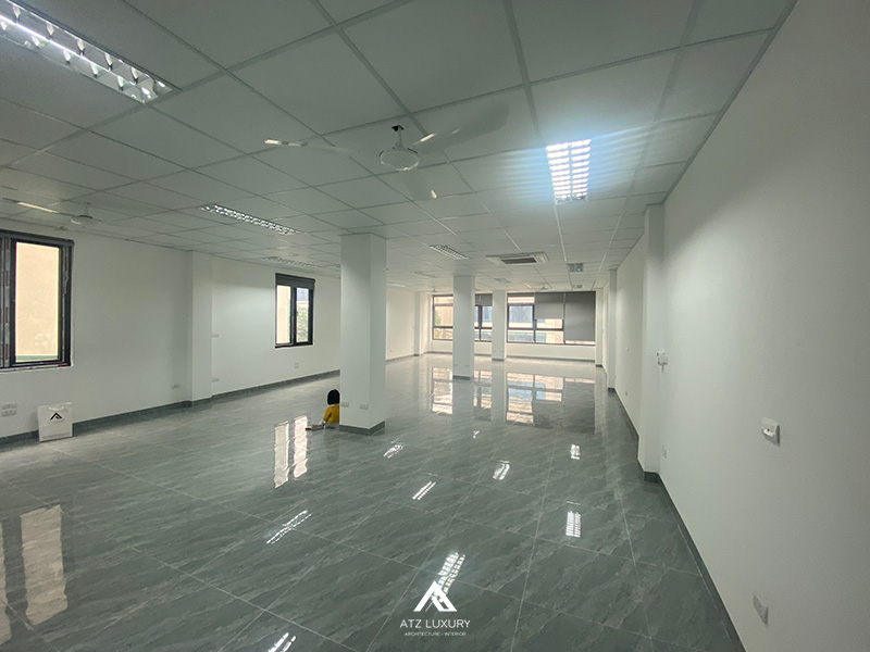 Nên bàn giao thô hay hoàn thiện cơ bản khi cho thuê văn phòng?